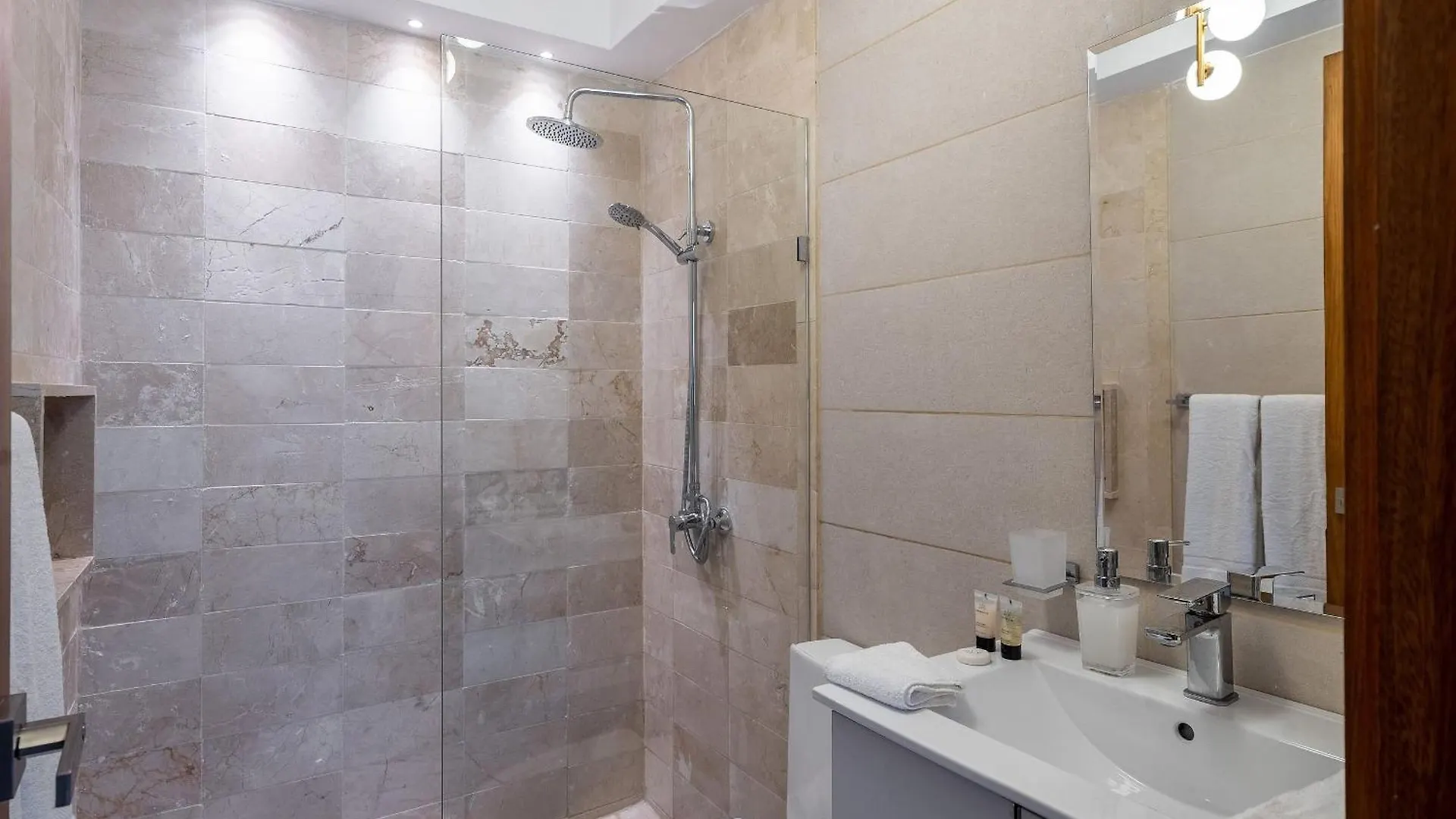 9+Ocho Suites By Yellowkey 산토도밍고