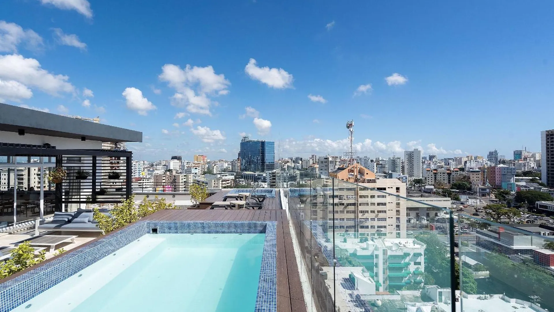 9+Ocho Suites By Yellowkey 산토도밍고