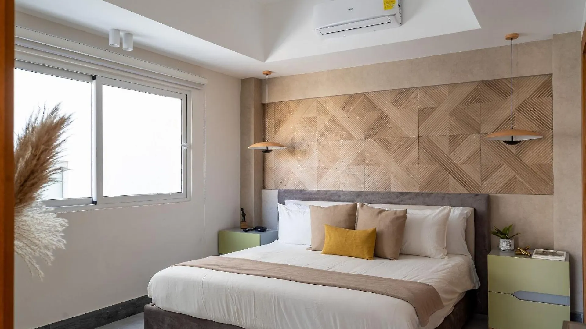 9+Ocho Suites By Yellowkey 산토도밍고
