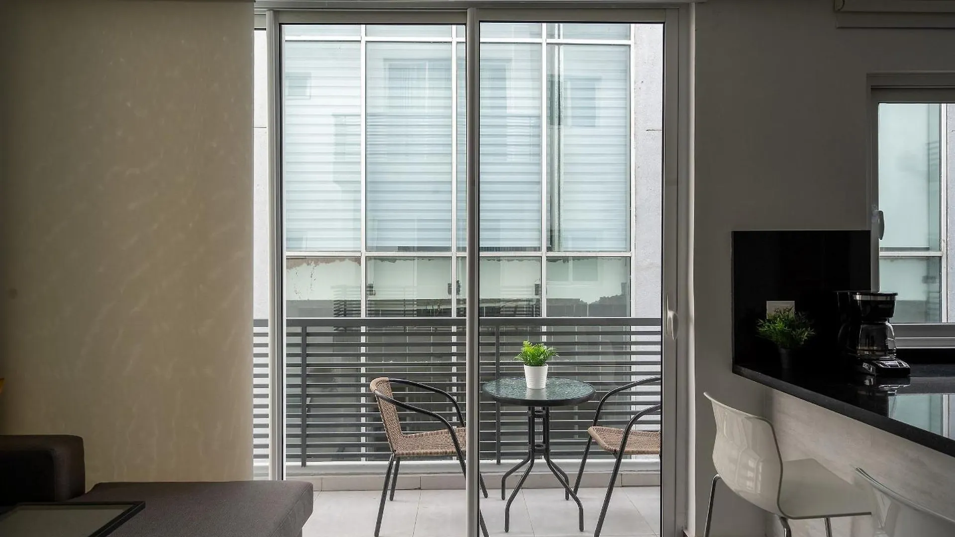 9+Ocho Suites By Yellowkey 산토도밍고