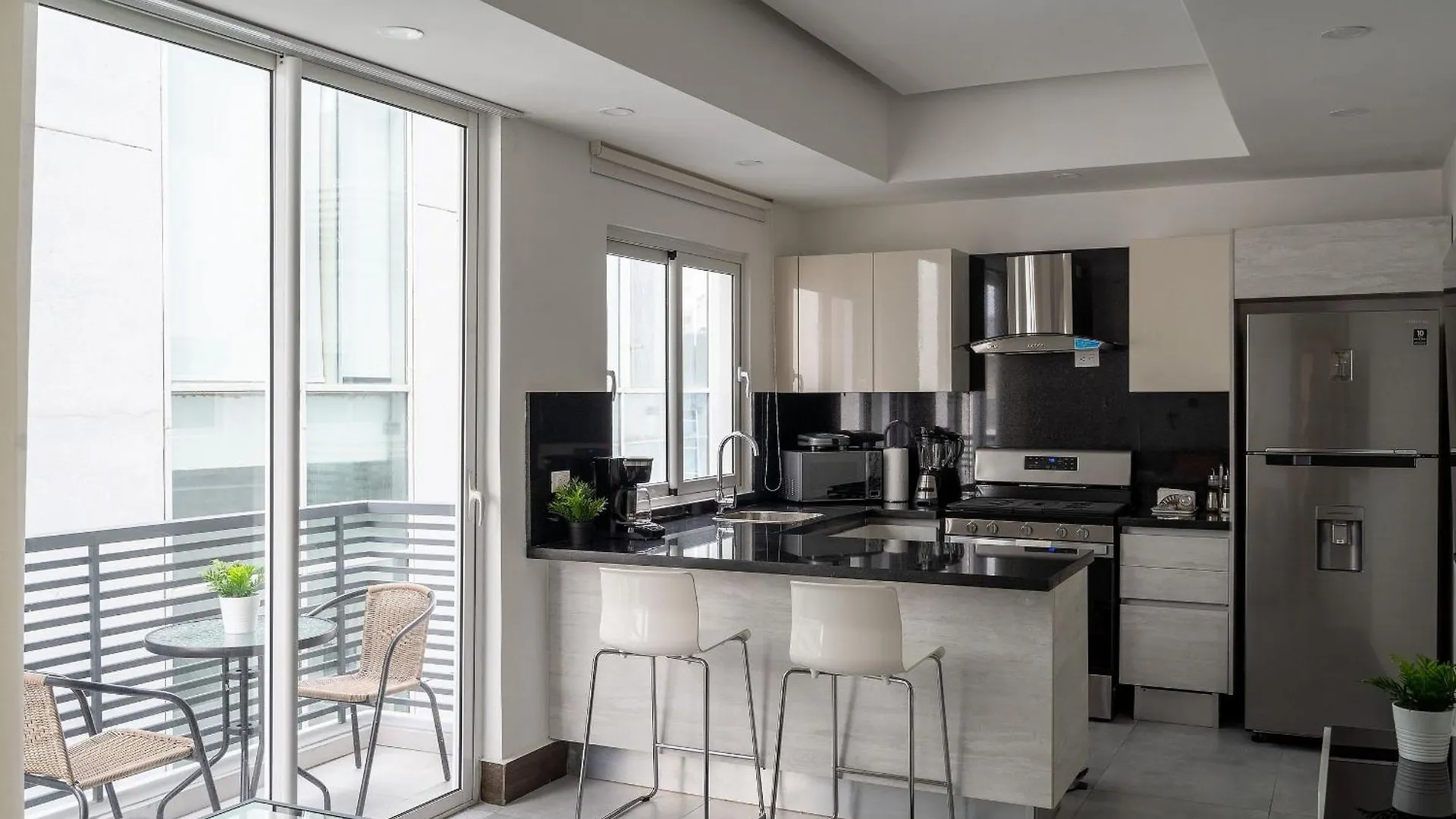 펜션 9+Ocho Suites By Yellowkey 산토도밍고